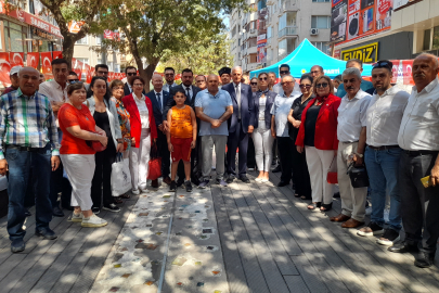 İYİ Parti Odunpazarı Bayram Coşkusunu Hamamyolu'nda Yaşadı