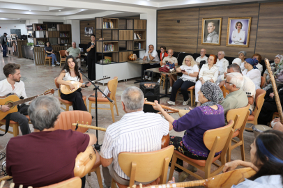 Emek Kafe'de Müzik Dolu Etkinlik