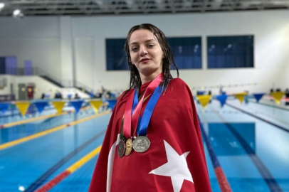 Sümeyye Boyacı Singapur Yolcusu