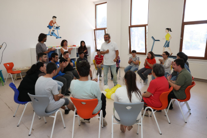 Kamera Benimle Film Atölyesi Başladı