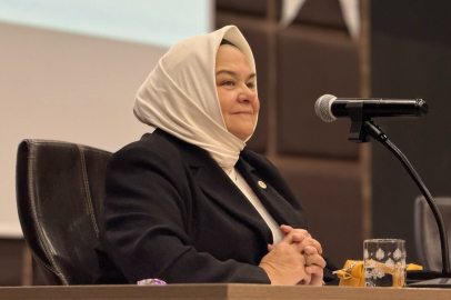 Prof. Dr. Ayşen Gürcan'ın Tedavisi Sürüyor