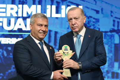 Anadolu Üniversitesi'ne En Verimli Üniversite Binası Ödülü