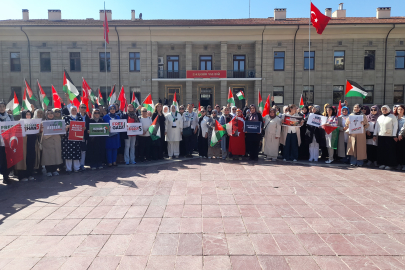 Barış Kadınla Mümkündür!