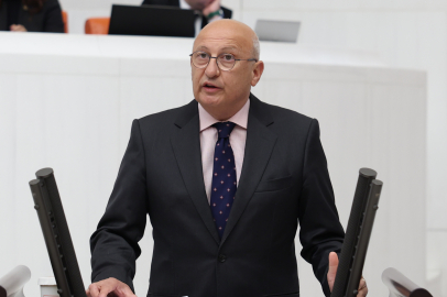 Çakırözer'den "Demokrasi ve Özgürlükler Masası" Çağrısı