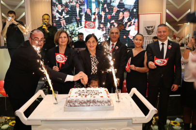 ADD Eskişehir Şubesi Cumhuriyet Gecesinde Büyük Coşku