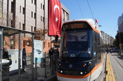 Tramvaylarda Cumhuriyet Coşkusu