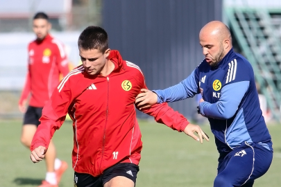 Eskişehirspor İzmir Deplasmanı İçin Yola Çıktı