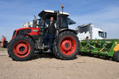 Beylikova Belediyesi Hububat Ekimine Başladı