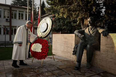 Büyük Önder Atatürk Anadolu Üniversitesi'nde Saygı ve Minnetle Anıldı