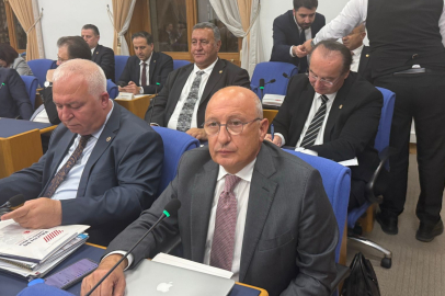 CHP’li Çakırözer: ''Tam 23 Sayfa Konuştunuz, Bir Kez 'Demokrasi' Demediniz!''