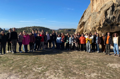 Engelli Bireylerden Seyitgazi'de Fidan Dikimi