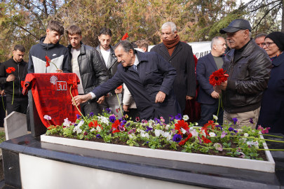 Efsane Kaleci Sinan Alaağaç Kabri Başında Anıldı