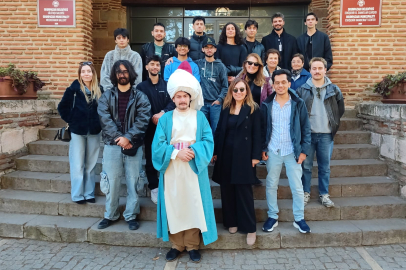 Turizm Fakültesi Öğrencileri Kurşunlu Külliyesi’ni İnceledi