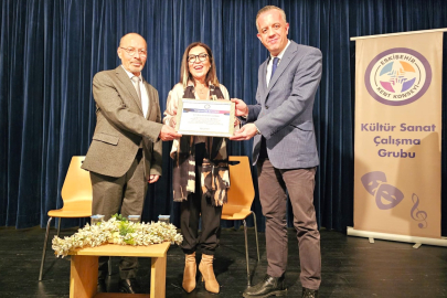 3 Aralık Dünya Engelliler Günü'nde Layıkhan Özder Okurlarıyla Buluştu