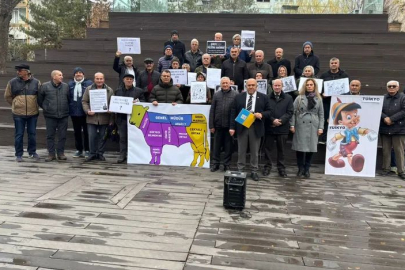 Gemi Karadan Yol Almış ve Önüne Gelen Her Değeri Yok Etmiştir