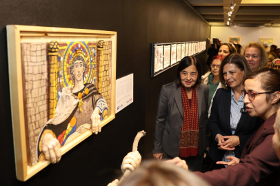 ''Efsanelerle İpek'' Sergisi Açıldı