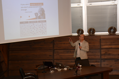 Anadolu Üniversitesi'nde "Yapay Zeka ve Sağlık" Semineri