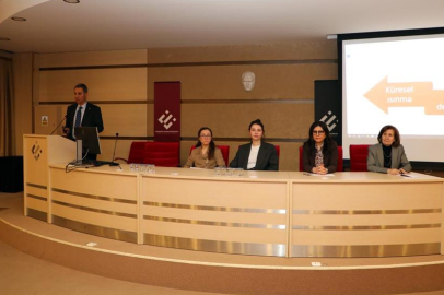 "Küresel Sorun İklim Değişikliği Türkiye Boyutu" Konferansı Düzenlendi