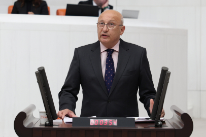 CHP’li Çakırözer Eskişehir PTT Başmüdürlüğü’nün Kapatılmasına Karşı Çıktı