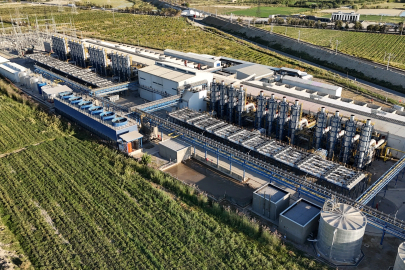 Aksa Enerji Özbekistan'da Yenilediği Spor Salonu ile Gençlerin Hayatına Dokunuyor