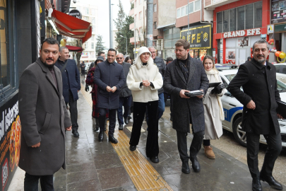 Başkan Subaşı Esnaf ve Vatandaşların Yeni Yılını Kutladı