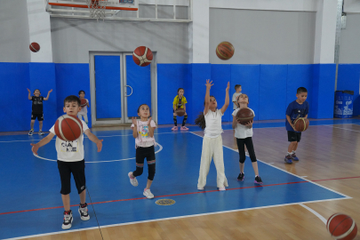 Spor Tesisleri 2025’te Binlerce Vatandaşı Sporla Buluşturdu