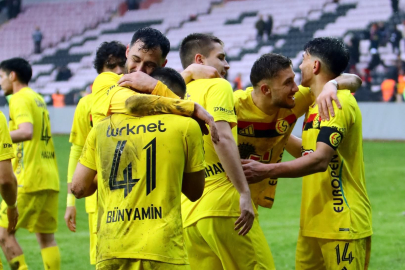 Eskişehirspor Anadolu Sportif Faaliyetler'i Farklı Geçti