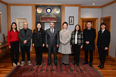 "Diyalog–Bütünleşme" Sergisi Kapsamında Çinli Heyetten Ziyaret