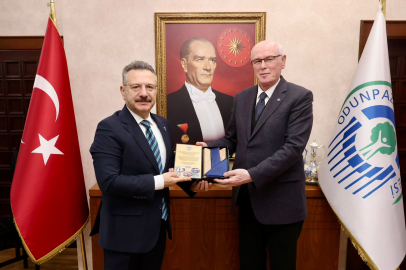 Vali Aksoy’dan Başkan Kurt’a Veda Ziyareti