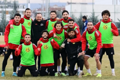 Eskişehirspor İzmir Çoruhlu Maçına Hazırlanıyor