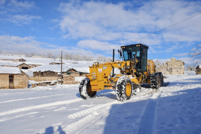 Büyükşehir Kardan Dolayı Mahsur Kalan Hasta Vatandaşı Hastaneye Ulaştırdı