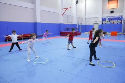 Tepebaşı’nda Çocuklar Jimnastik İle Gelişiyor