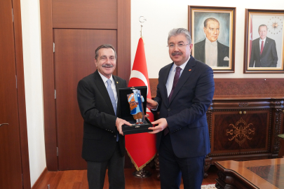 Başkan Ataç'tan Vali Yılmaz'a Hayırlı Olsun Ziyareti