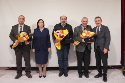 Uğur Mumcu Yalnızca Bir Gazeteci Değil, Bir Duruşun Adıdır