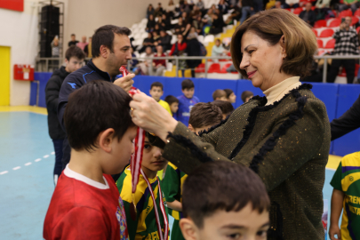 9'uncu Geleneksel Mini Minikler Futsal Şenliği Sona Erdi