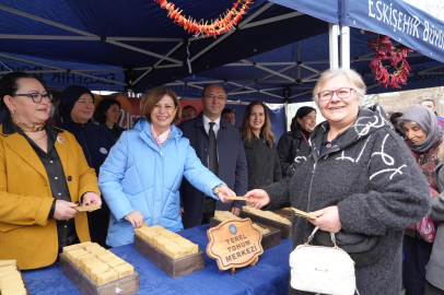 İlk Yerel Tohumlar Başkan Ünlüce'den