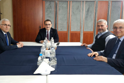 ''Uluslararası Yapay Zekâ Zirvesi'' İçin İlk Adım Atıldı