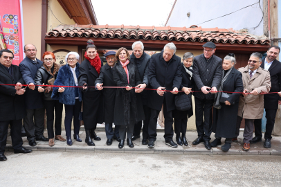 Zeliha Tabanca Gençlik Danışma Merkezi Törenle Açıldı