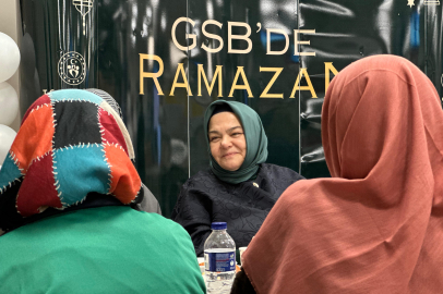 Prof. Dr. Gürcan Sahurda Öğrencilerle Buluştu