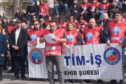 Öğretmenler Canından Endişe Ederek Okula Gitmek İstemiyor