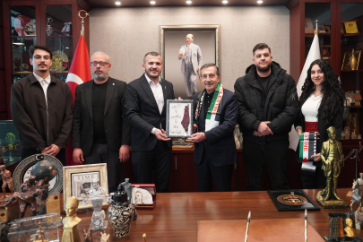 Başkan Ataç Filistinli Öğrencileri Ağırladı