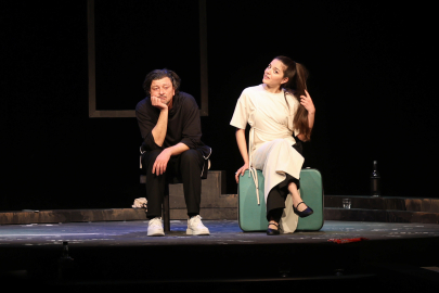 Şehir Tiyatroları'nın Yeni Oyunu İzleyiciyle Buluştu