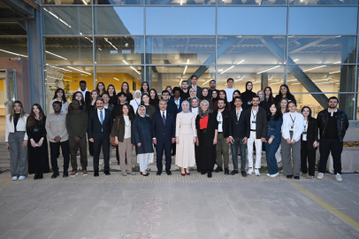 Bakan Yardımcısı Gürsoy ve Rektör Adıgüzel Öğrencilerle İftar Sofrasında Buluştu