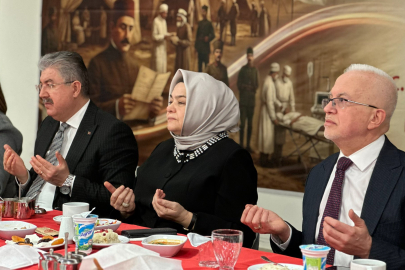 Milletvekili Gürcan Sağlık Çalışanları İle İftar Programında Buluştu