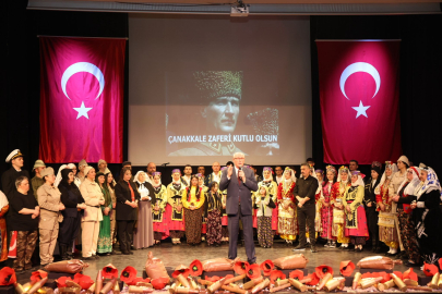 "Gelincik Çiçekleri 1915" İle Çanakkale Ruhu Sahnede Yeniden Hayat Buldu