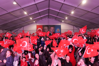 Milli Maç Coşkusu Dede Korkut Parkı’na Sığmadı