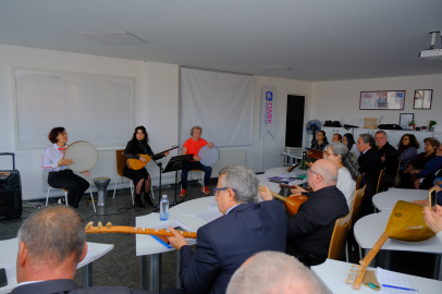 Kıdemli Vatandaşlar Türkülerde Buluştu