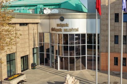 Büyükşehir Belediyesi'nden İki Yeni Katlı Otopark