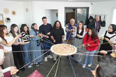 Kuşaklar Arasında Güçlü Köprüler Kuruluyor