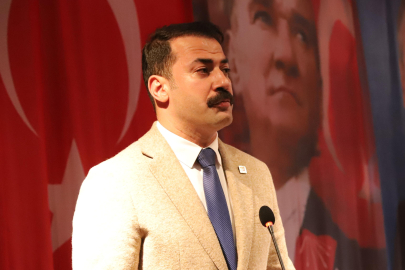 CHP’li Yalaz’dan Hatipoğlu’na: "Siz Bıkarsınız Ama Eskişehirliler Bıkmaz!"